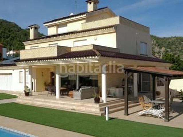 Chalet en venta en Castellón de la Plana, Estadio Castalia. Villa en venta en Castellón, zona Peñeta Roja. Chalets Castellón de la.