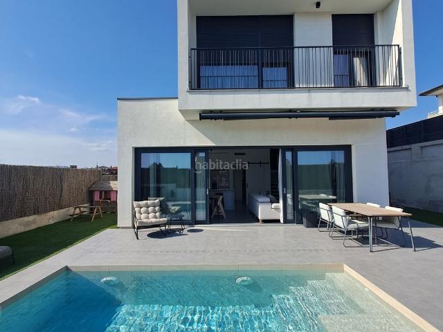 Chalet en venta en Castellbisbal. Chalets.