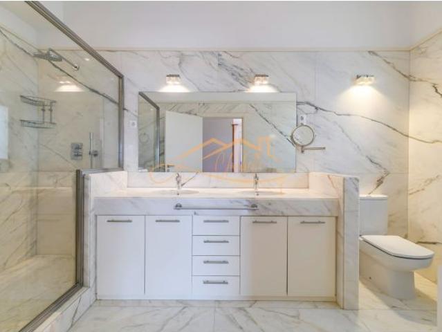 Chalet en Venta en Castelldefels, Barcelona