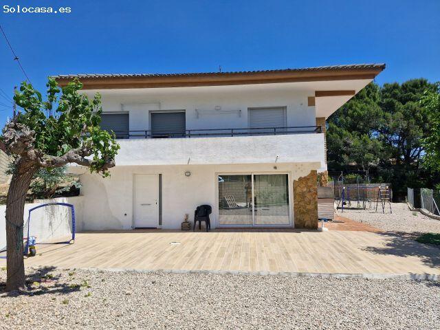 Chalet en Venta en Castellvell del Camp, Tarragona