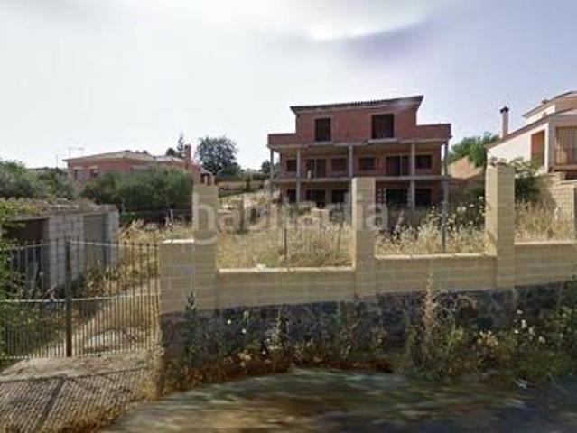 Chalet en venta en Castilblanco de los Arroyos. Venta de Chalet Independiente en Urbanización La Colina Castilblanco de los Arroyos Sevilla. Chalets Castilblanco de los.