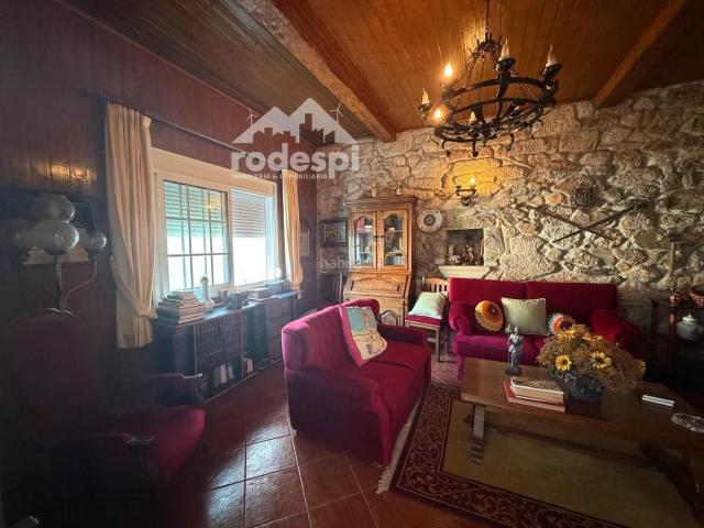 Chalet en venta en Cañiza A. en A Cañiza. Chalets Cañiza.