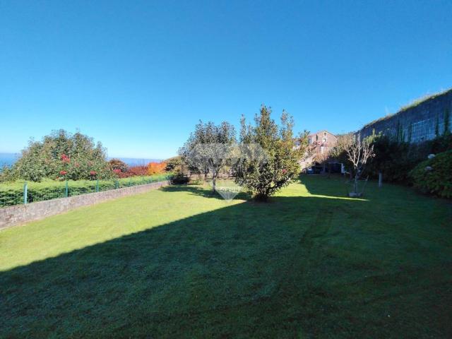 Chalet en venta en Cedeira. Chalets.