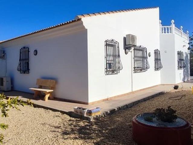 Chalet en venta en Cela, Almería