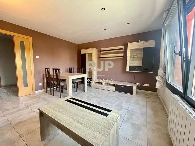Chalet en venta en Centelles, de 190 m² 3 habitaciones por 325.000