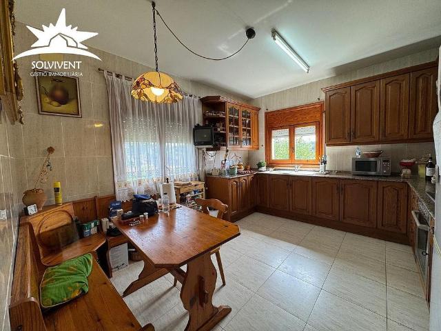 Chalet en venta en Cervelló, de 140 m² 5 habitaciones por 425.000