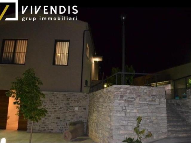 Chalet en venta en Cervera, Cataluña