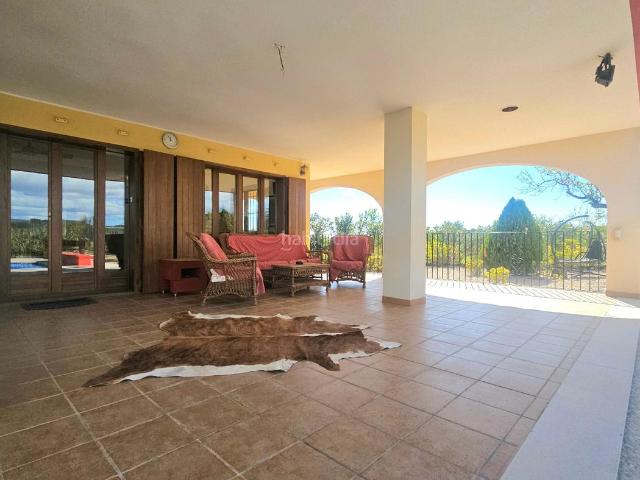 Chalet en venta en Cervera del Maestre. Fincas, Villa, piscina, garaje, Costa Azahar, Cervera del Maestre, España. Chalets Cervera del.