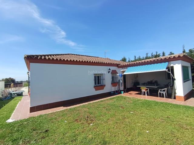 Chalet en venta en Chiclana de la Frontera, Los Franceses La Vega. CHALET EN EL MARQUESADO CON PISCINA. Chalets Chiclana de la.