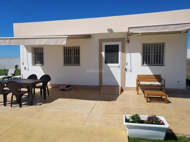 Chalet en venta en Chiclana de la Frontera, Los Franceses La Vega. Coqueto chalet recién reformado en El Marquesado. Chalets Chiclana de la.