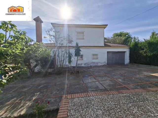Chalet en venta en Chiclana de la Frontera, Los Franceses La Vega. Espectacular chalet en Pinar de los Franceses amplitud, privacidad y calidad de vida. Chalets Chiclana de la.