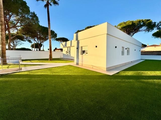 Chalet en venta en Chiclana de la Frontera, Los Franceses La Vega. VENTA CHALET MARQUESADO. Chalets Chiclana de la.