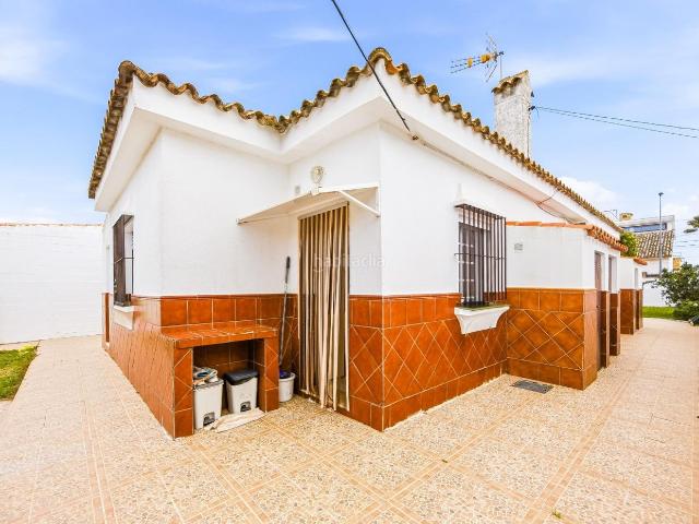 Chalet en venta en Chiclana de la Frontera, Los Gallos. CHALET EN LOS GALLOS. Chalets Chiclana de la.