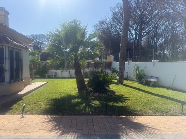 Chalet en venta en Chiclana de la Frontera, Los Gallos. Chalet situado en Las Mogarizas. Chalets Chiclana de la.