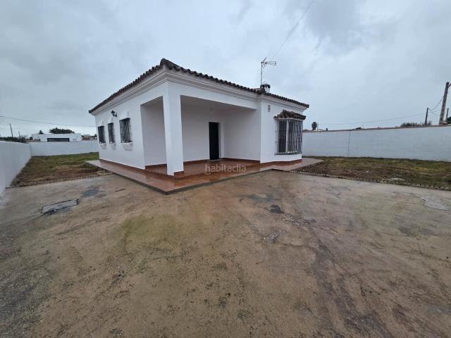 Chalet en venta en Chiclana de la Frontera, La Soledad. PRECIOSO CHALET EN VENTA EN EL PAGO DEL HUMO. Chalets Chiclana de la.