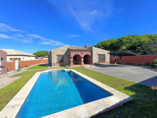 Chalet en venta en Chiclana de la Frontera, La rana verde