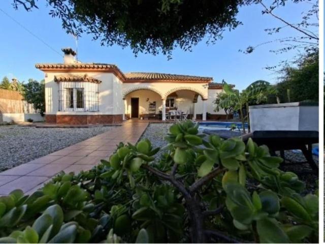 Chalet en venta en Chiclana de la Frontera, Las Lagunas Campano
