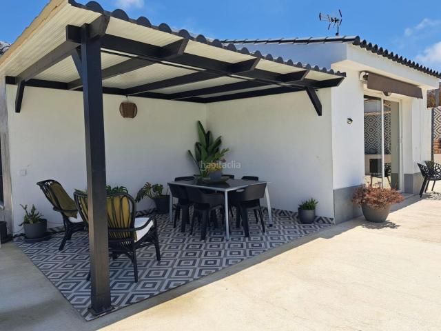 Chalet en venta en Chiclana de la Frontera, Las Lagunas Campano. Chalet independiente con piscina privada apartamento. Chalets Chiclana de la.