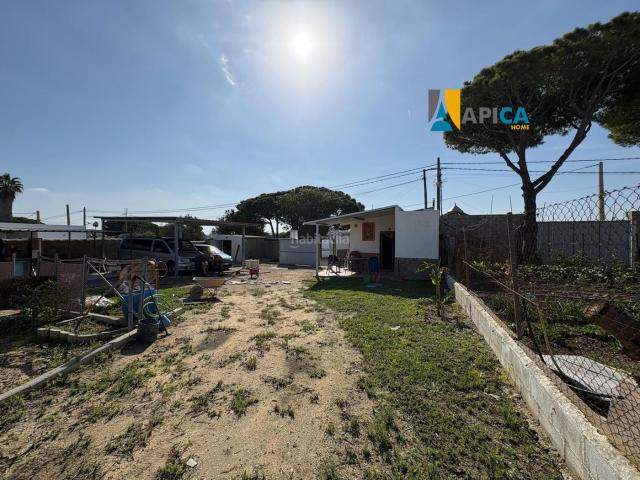 Chalet en venta en Chiclana de la Frontera, Las Lagunas Campano. Parcela rústica y segregada con construcción, Tejarejo alto. Chiclana de la Frontera. Chalets Chiclana de la.
