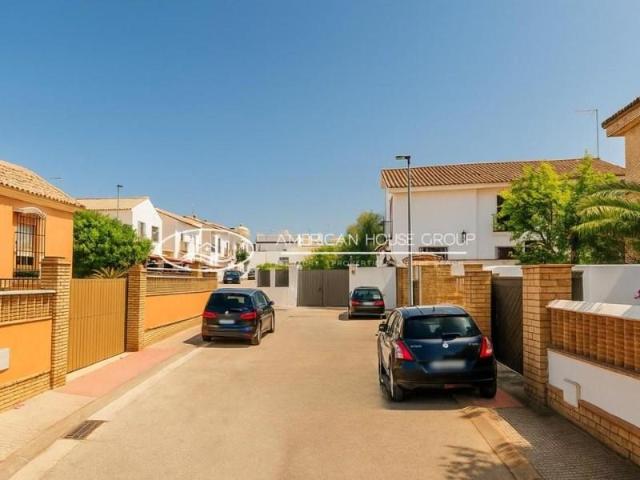 Chalet en venta en Chiclana de la Frontera, Mayorazgo
