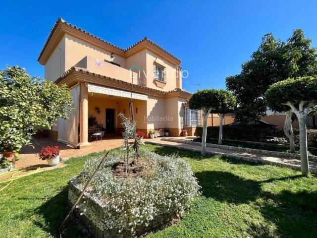 Chalet en venta en Chiclana de la Frontera, Núcleo urbano. Chalet en venta en Chiclana de la Fra, zona Menuditas. Chalets Chiclana de la.