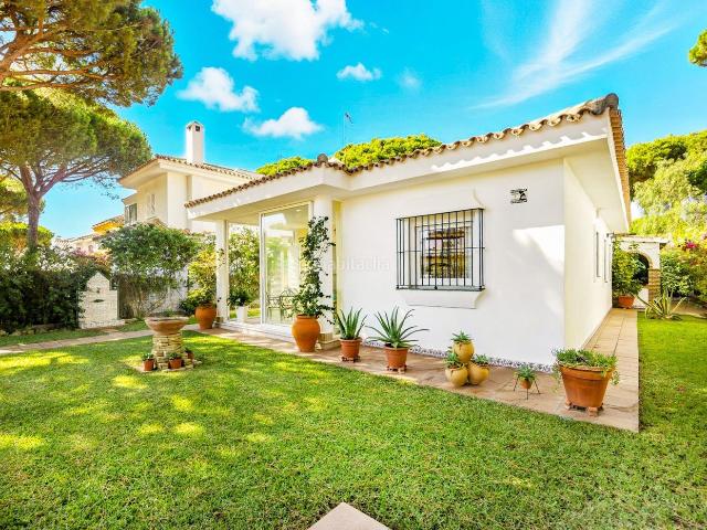 Chalet en venta en Chiclana de la Frontera, Sancti Pietri. INCREIBLE CHALET EN COSTA SANCTI PETRI. Chalets Chiclana de la.