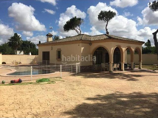 Chalet en venta en Chiclana de la Frontera, Pelagatos Pago del Humo. CHALET ZONA JUAN CEBADA PAGO DEL HUMO. Chalets Chiclana de la.