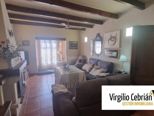 Chalet en venta en Chipiona, Santuario. Chalet con encanto, excelentes calidades y listo para entrar a vivirSe vende magnífico chalet con gran personalidad y excelentes c. Chalets.