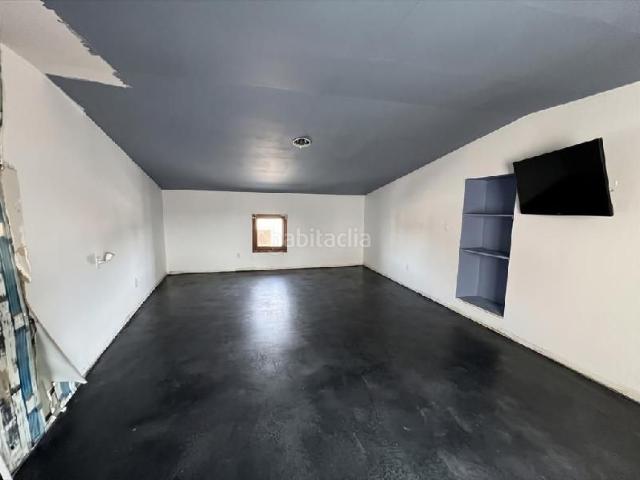 Chalet en venta en Chiprana. Chalets.