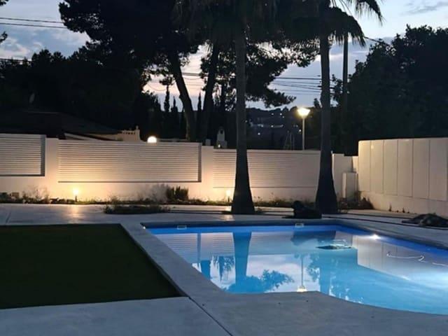 Chalet en venta en Chiva, Valencia