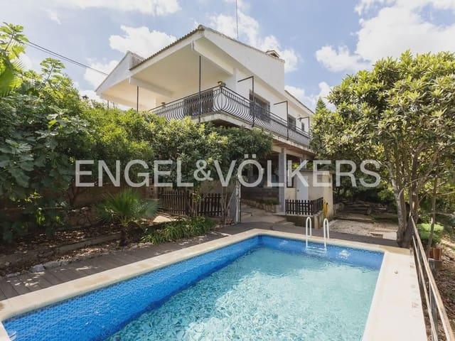Chalet en venta en Chiva, Valencia