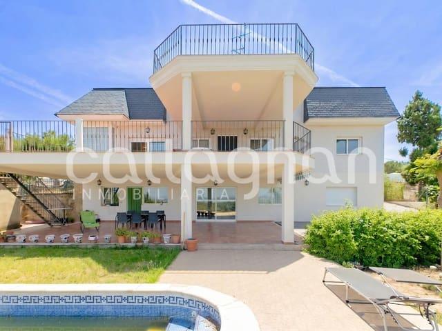 Chalet en venta en Chiva, Valencia