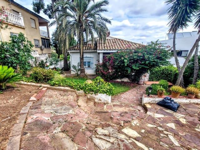 Chalet en venta en Chiva, Valencia