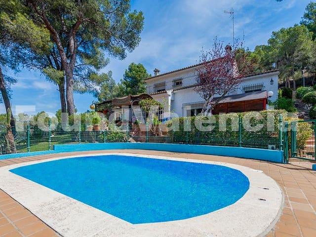 Chalet en venta en Chiva, Valencia