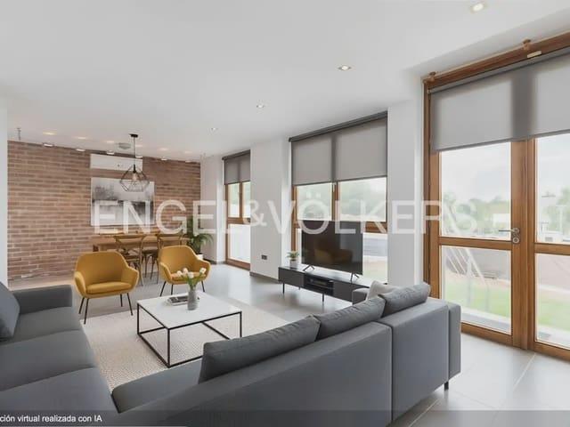 Chalet en venta en Chiva, Valencia