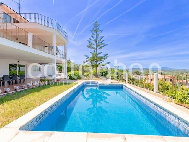 Chalet en venta en Chiva, Valencia