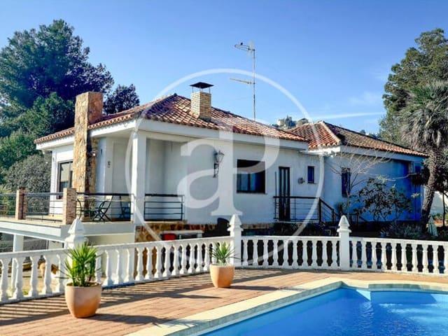 Chalet en venta en Chiva, Valencia