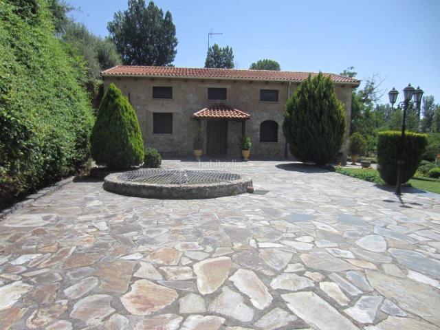 Chalet en venta en Ciudad Rodrigo. Venta de villa en Ciudad Rodrigo. Chalets Ciudad.