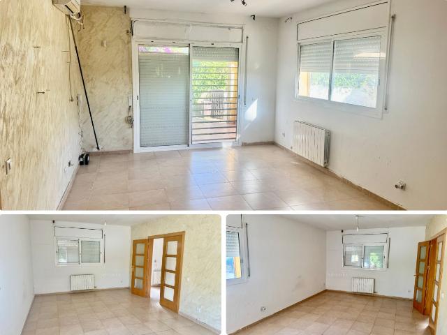 Chalet en venta en Creixell Costa Dorada. A pocos minutos de la playa. Chalets.