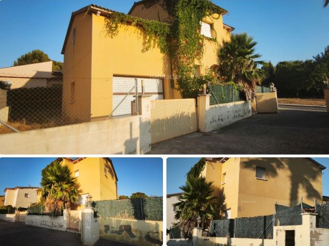 Chalet en venta en Creixell Costa Dorada. Chalets.