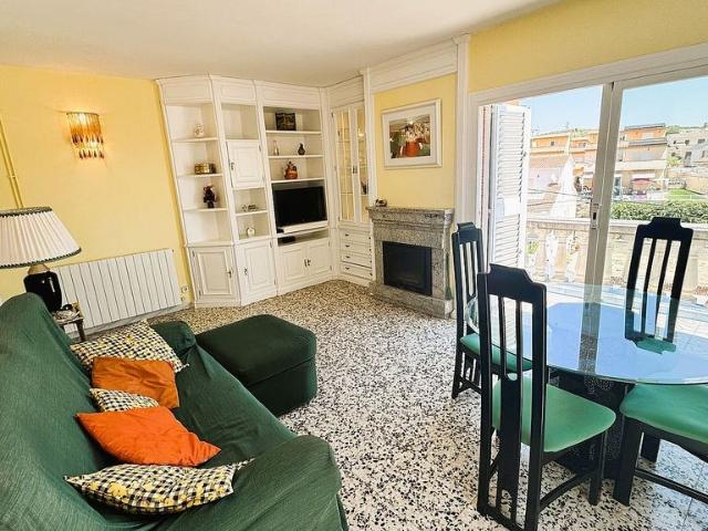 Chalet en venta en Creixell, de 120 m² 4 habitaciones por 255.000