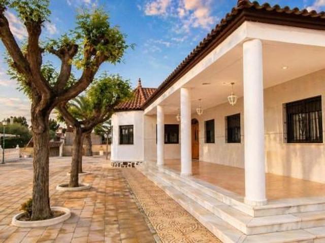 Chalet en venta en Crevillent, Crevillente