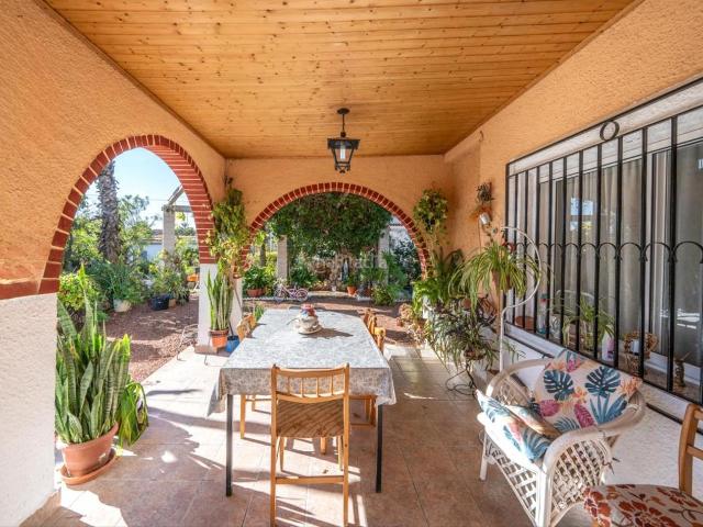 Casa en venta en Crevillente. Casas.