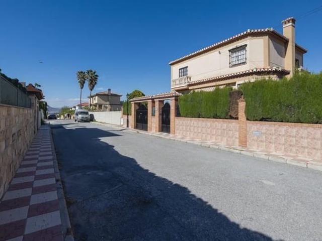Chalet en venta en Cúllar Vega, Granada