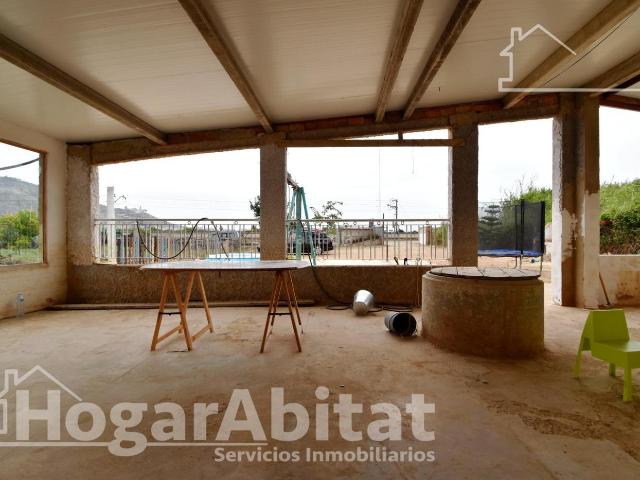 Chalet en venta en Cullera, Bulevar del Xúquer. CHALET EN SUELO RÚSTICO CON TERRAZA, PAELLERO Y PARKING. Chalets.