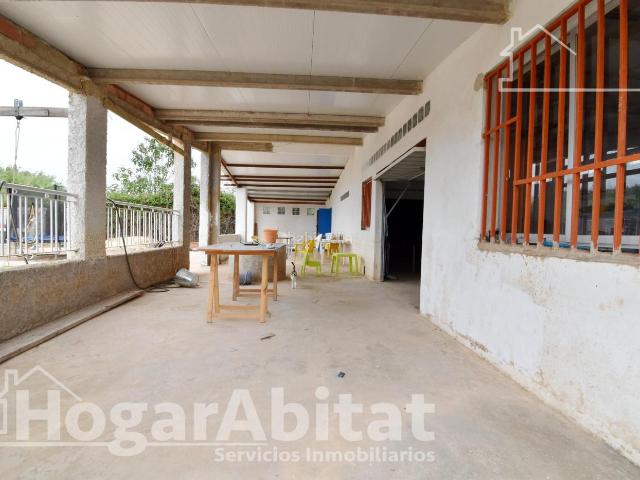 Chalet en venta en Cullera, Bulevar del Xúquer. CHALET EN SUELO RÚSTICO CON TERRAZA, PAELLERO Y PARKING. Chalets.