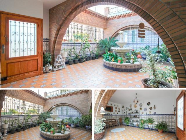 Chalet en venta en Cunit, Cunit Residencial Costa Dorada. Majestuosa casa en Cunit. Chalets.