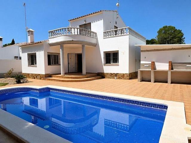 Chalet en venta en Ametlla de Mar, l´, de 115 m² 3 habitaciones por 270.000