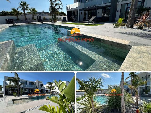 Chalet en venta en Ametlla de Mar L´, Les Tres Cales Costa Dorada. Chalets Ametlla de Mar.