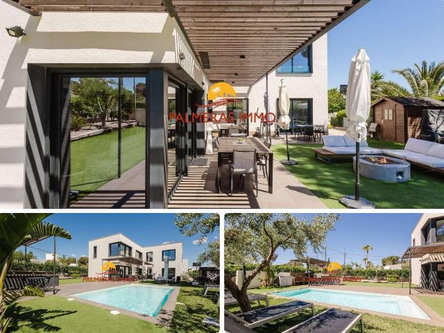 Chalet en venta en Ametlla de Mar L´, Les Tres Cales Costa Dorada. Chalets Ametlla de Mar.